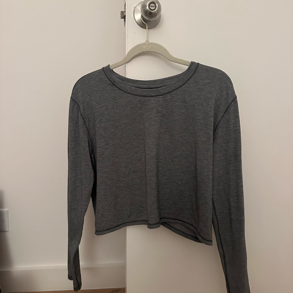 Lululemon top